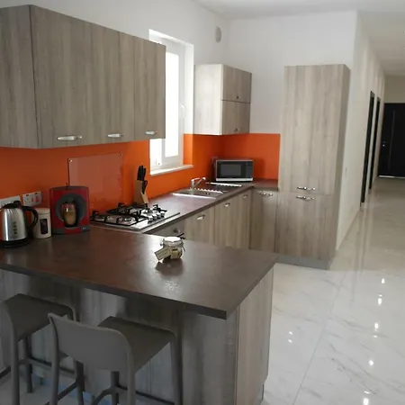 Apartament Penthouse Marsaskala
